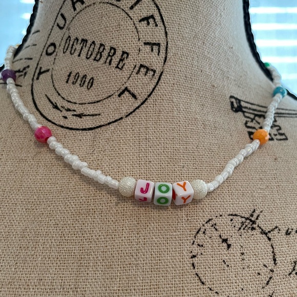 🌈 Glass Beaded JOY Coloured Necklace - Picture 3 of 6